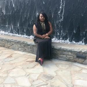 Meet your Posher, Ivy